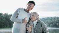 Crazy Rich Bandung Luncurkan Video Klip dengan Porsche Rp4 M untuk Dinan Nurfajrina